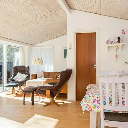 Three-bedroom Holiday In Glesborg 5 Ferienhaus Fjellerup