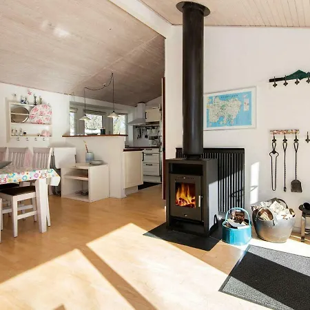 Ferienhaus Three-bedroom Holiday In Glesborg 5